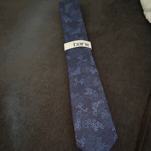 Bar III Men's Navy Floral Tie